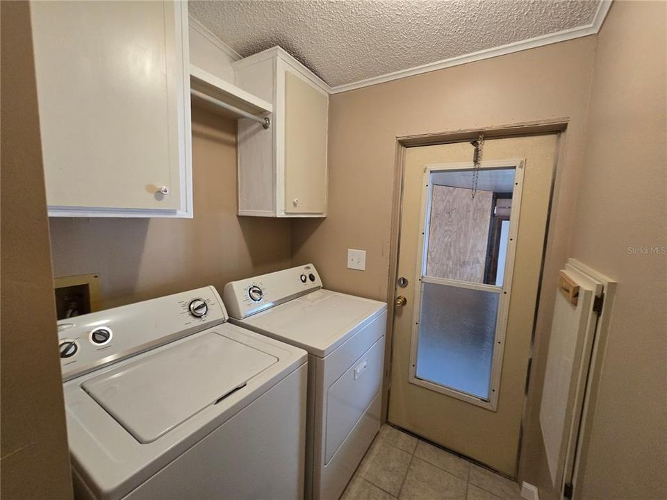 Под контрактом: $134,999 (2 спален, 2 ванн, 1378 Квадратных фут)