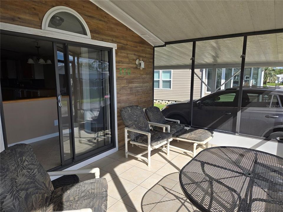 Под контрактом: $134,999 (2 спален, 2 ванн, 1378 Квадратных фут)