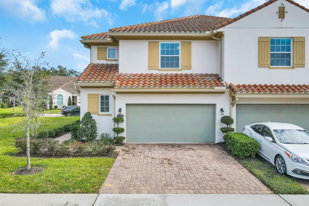 For Rent: $2,750 (3 beds, 2 baths, 2083 Square Feet)