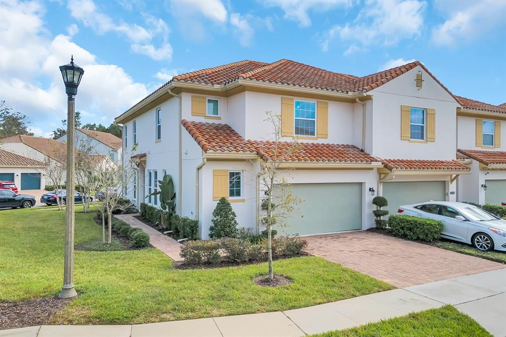 Front Corner Lot