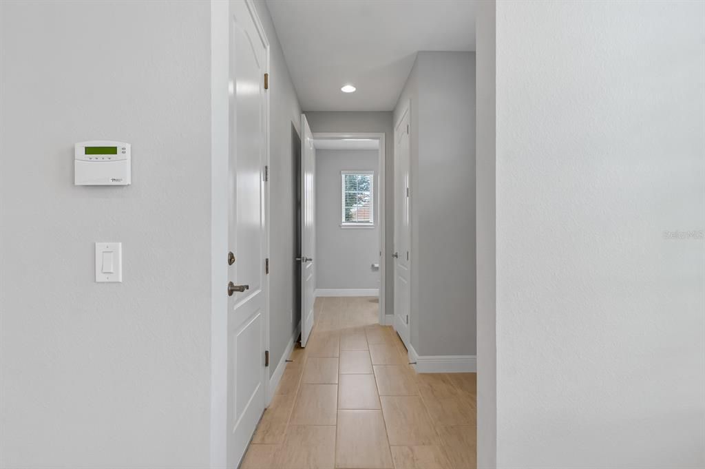 For Rent: $2,750 (3 beds, 2 baths, 2083 Square Feet)