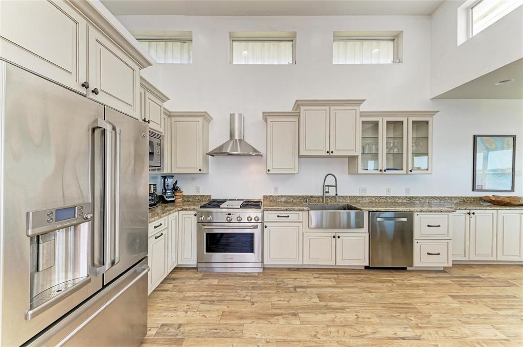 待售: $1,750,000 (4 贝兹, 4 浴室, 3712 平方英尺)