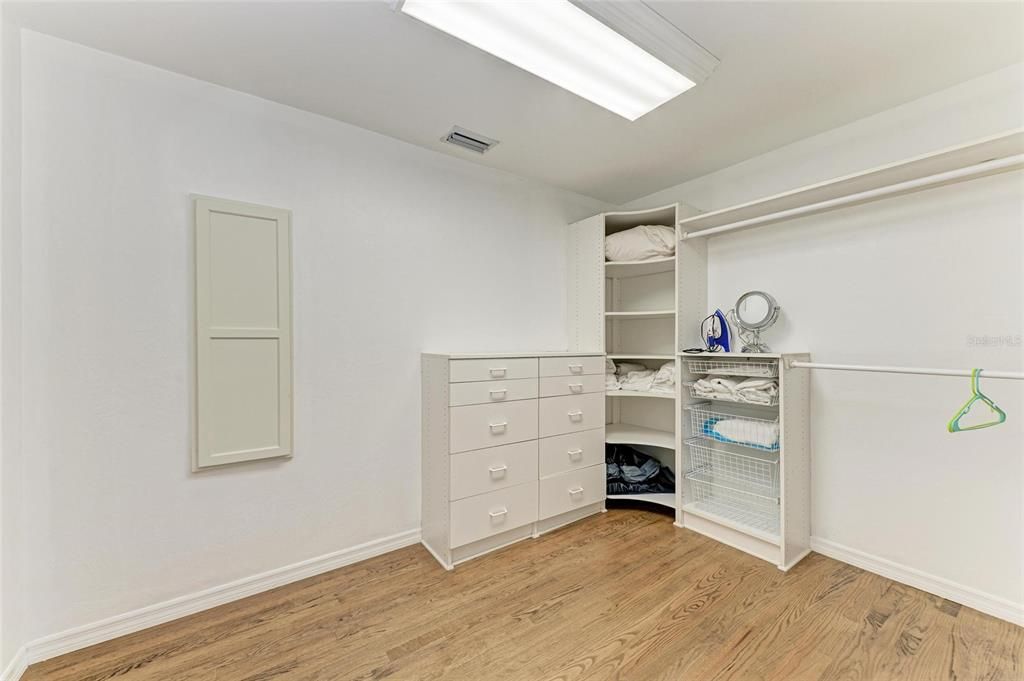 待售: $1,750,000 (4 贝兹, 4 浴室, 3712 平方英尺)