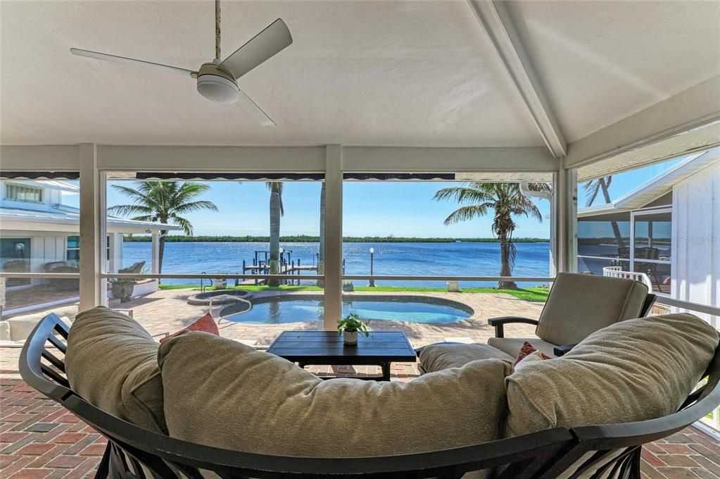 待售: $1,750,000 (4 贝兹, 4 浴室, 3712 平方英尺)