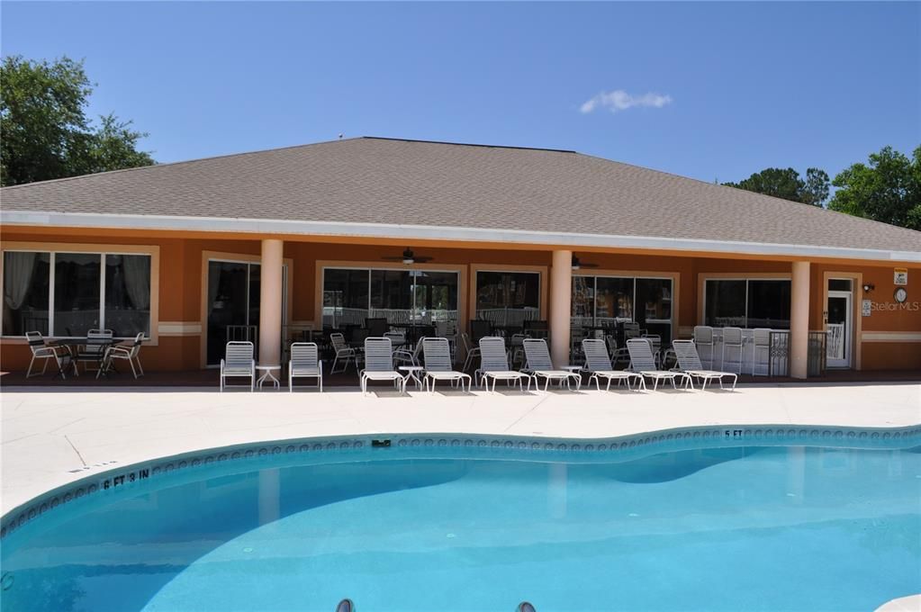 出租: $1,600 (2 贝兹, 2 浴室, 1050 平方英尺)