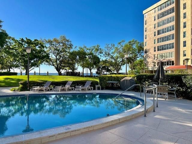 待售: $498,000 (3 贝兹, 2 浴室, 2236 平方英尺)