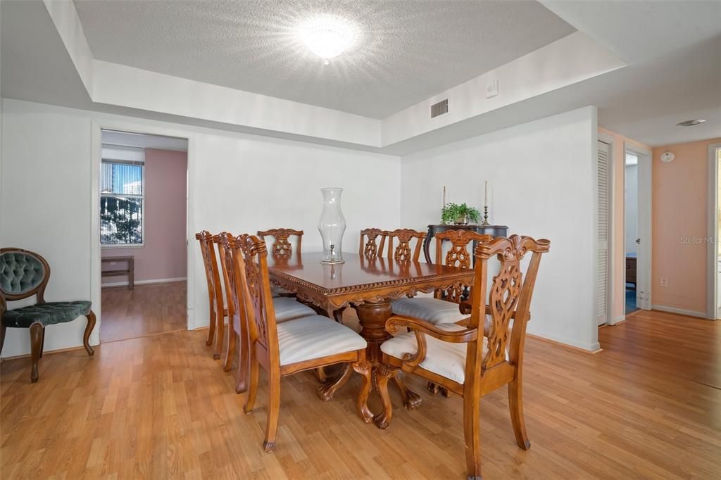 待售: $498,000 (3 贝兹, 2 浴室, 2236 平方英尺)