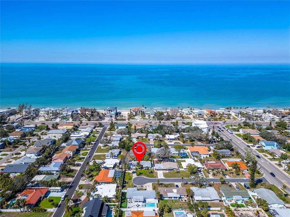 En Venta: $899,000 (3 camas, 2 baños, 1414 Pies cuadrados)