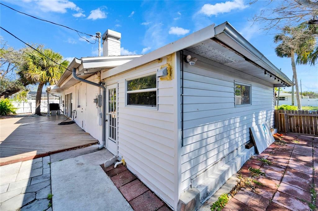 En Venta: $899,000 (3 camas, 2 baños, 1414 Pies cuadrados)