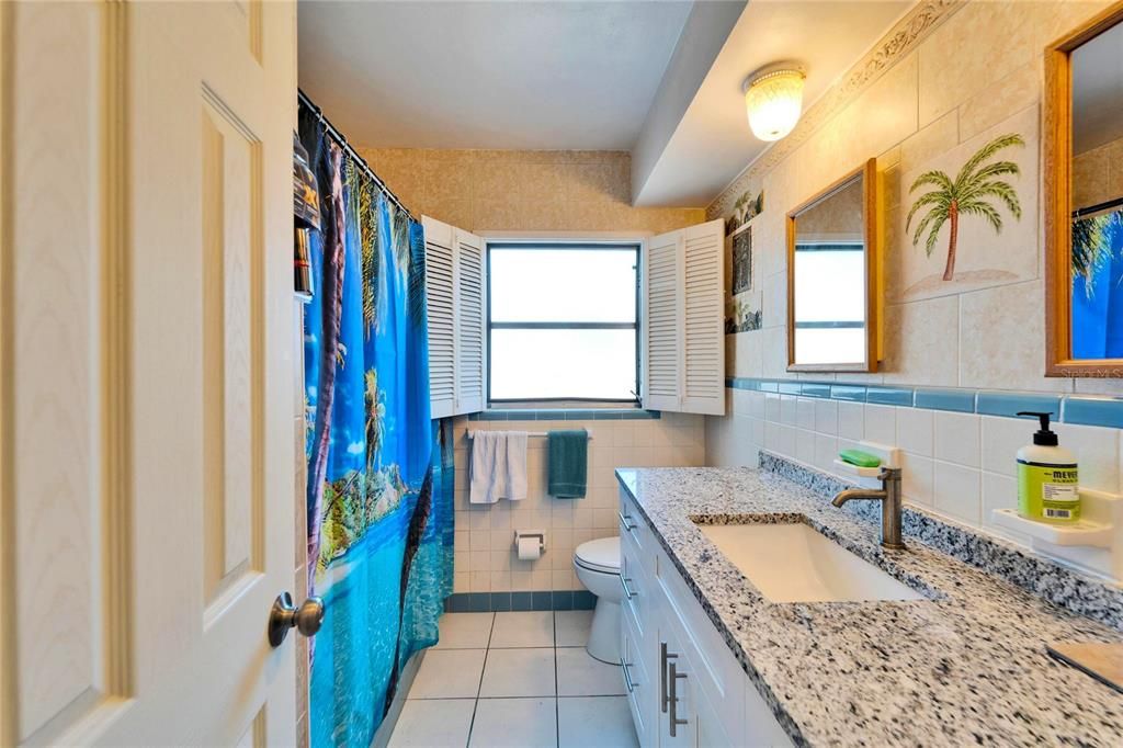 En Venta: $899,000 (3 camas, 2 baños, 1414 Pies cuadrados)