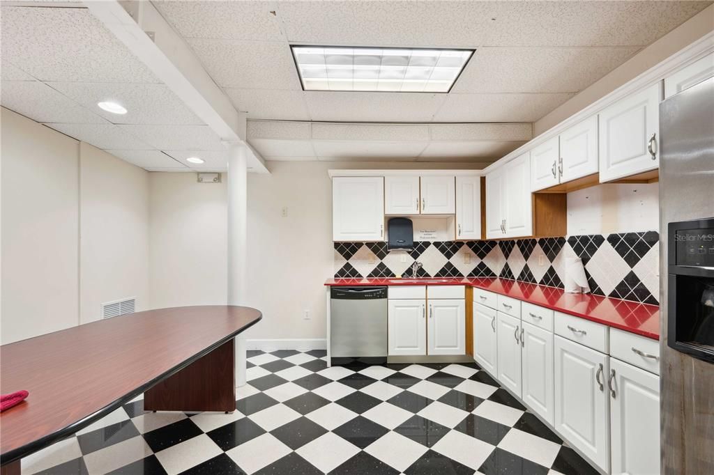 待售: $75,000 (0 贝兹, 0 浴室, 18929 平方英尺)