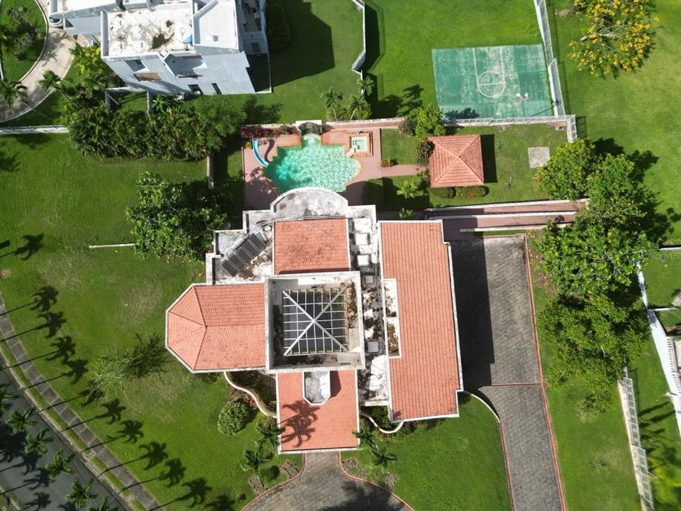 En Venta: $1,199,000 (5 camas, 5 baños, 5556 Pies cuadrados)