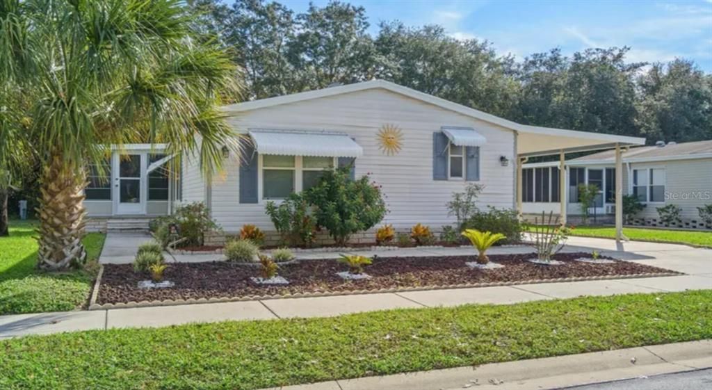 Recently Sold: $165,000 (2 beds, 2 baths, 960 Square Feet)