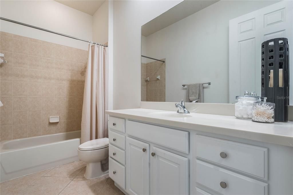 待售: $425,000 (3 贝兹, 3 浴室, 2686 平方英尺)