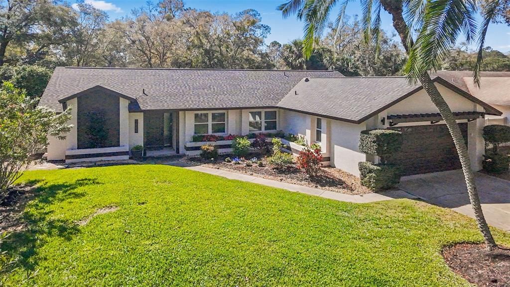 Recently Sold: $599,000 (3 beds, 2 baths, 1819 Square Feet)