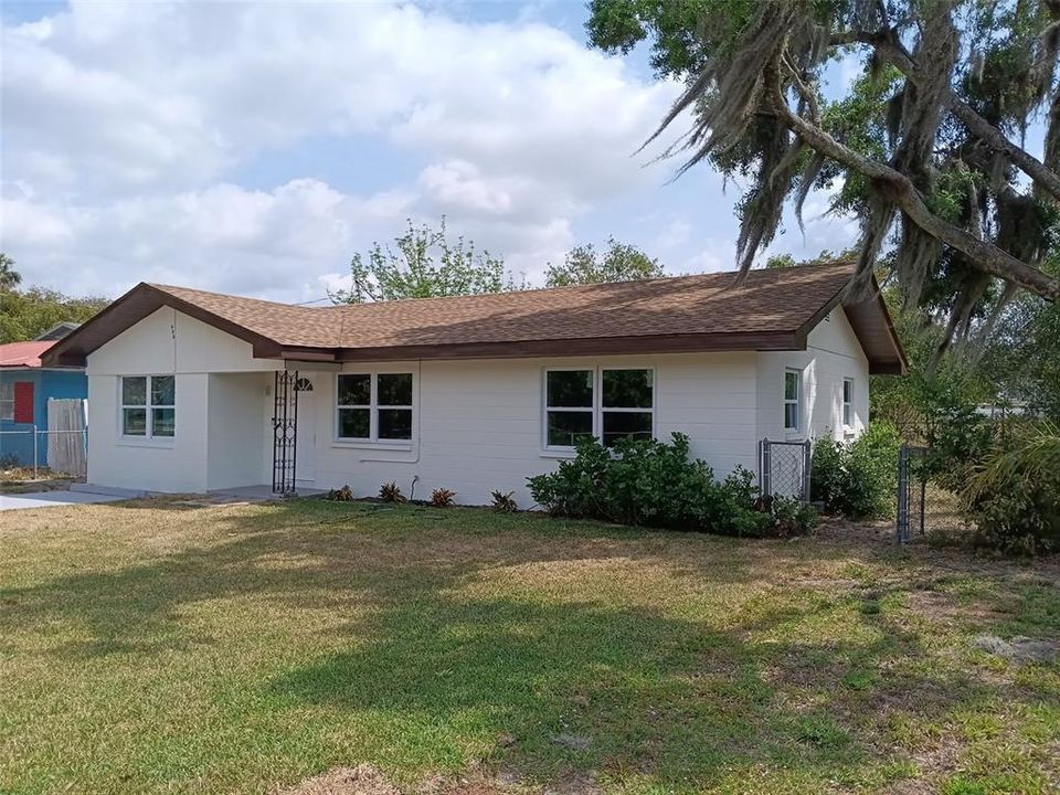 Recently Sold: $219,900 (3 beds, 2 baths, 1200 Square Feet)