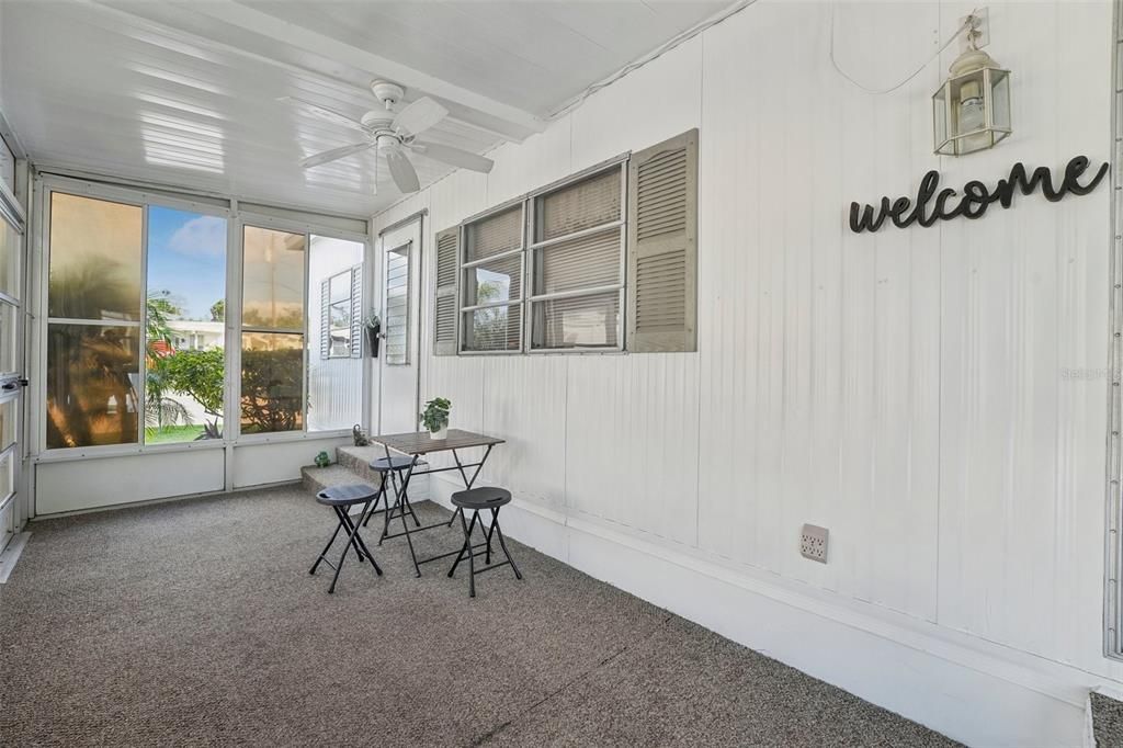 For Sale: $69,800 (1 beds, 1 baths, 492 Square Feet)