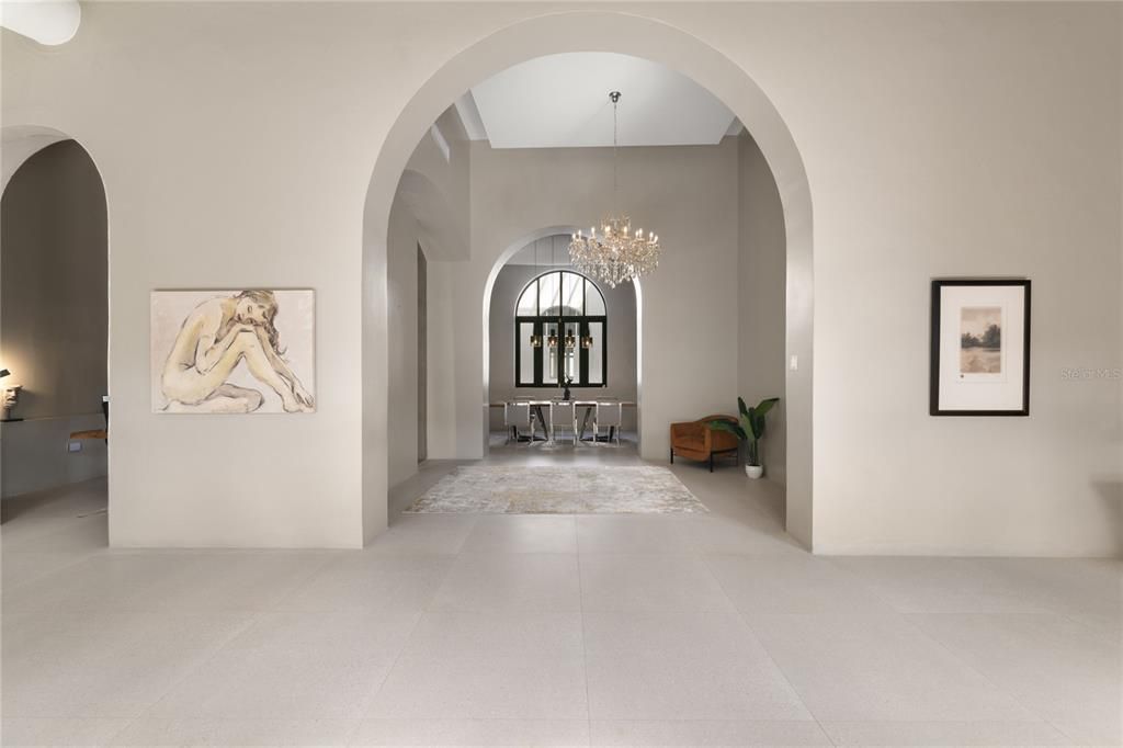 На продажу: $4,495,000 (6 спален, 2 ванн, 8379 Квадратных фут)