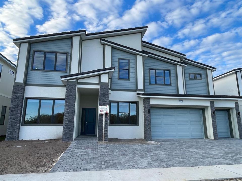 Recently Sold: $1,491,930 (15 beds, 16 baths, 6374 Square Feet)