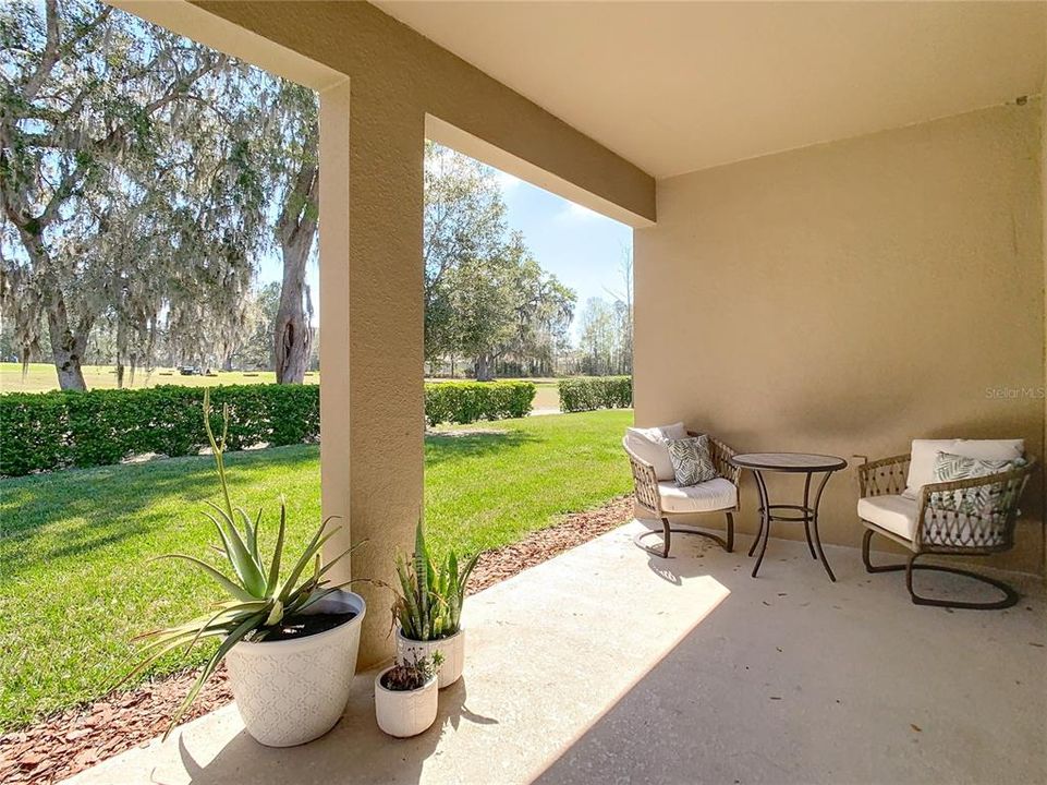 合同活跃: $319,000 (3 贝兹, 2 浴室, 1812 平方英尺)