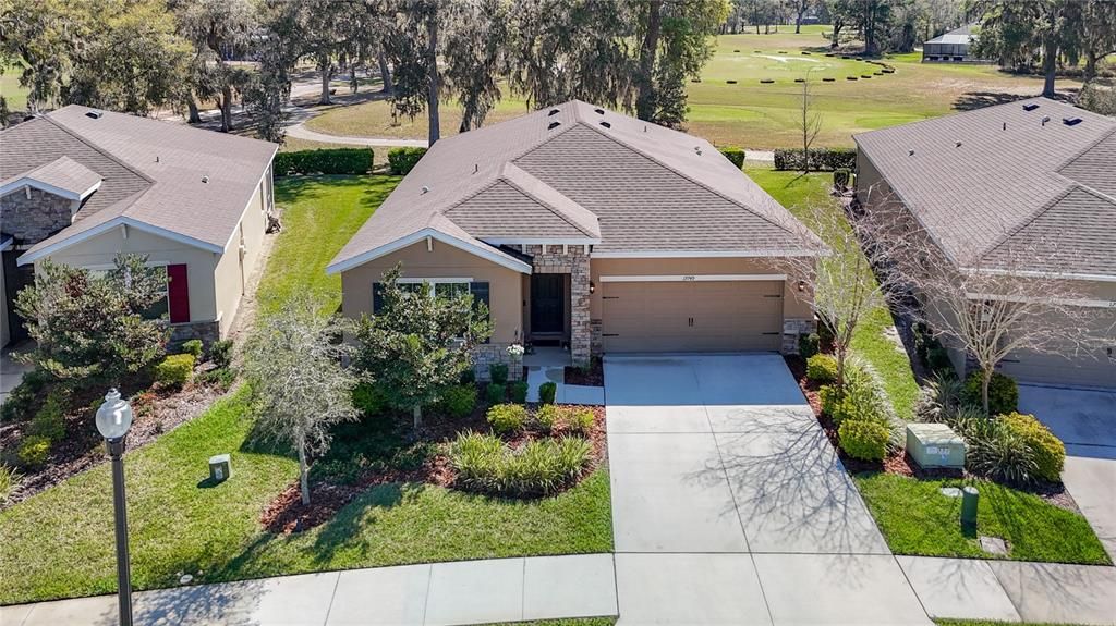 合同活跃: $319,000 (3 贝兹, 2 浴室, 1812 平方英尺)