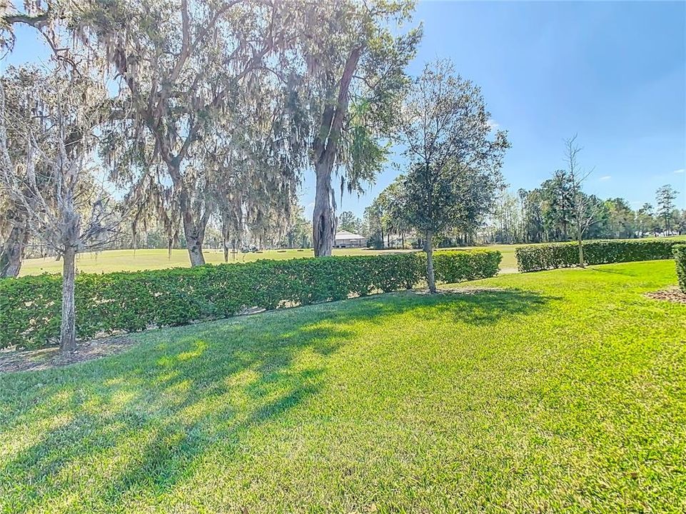 合同活跃: $319,000 (3 贝兹, 2 浴室, 1812 平方英尺)