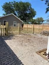 На продажу: $384,500 (3 спален, 0 ванн, 1316 Квадратных фут)