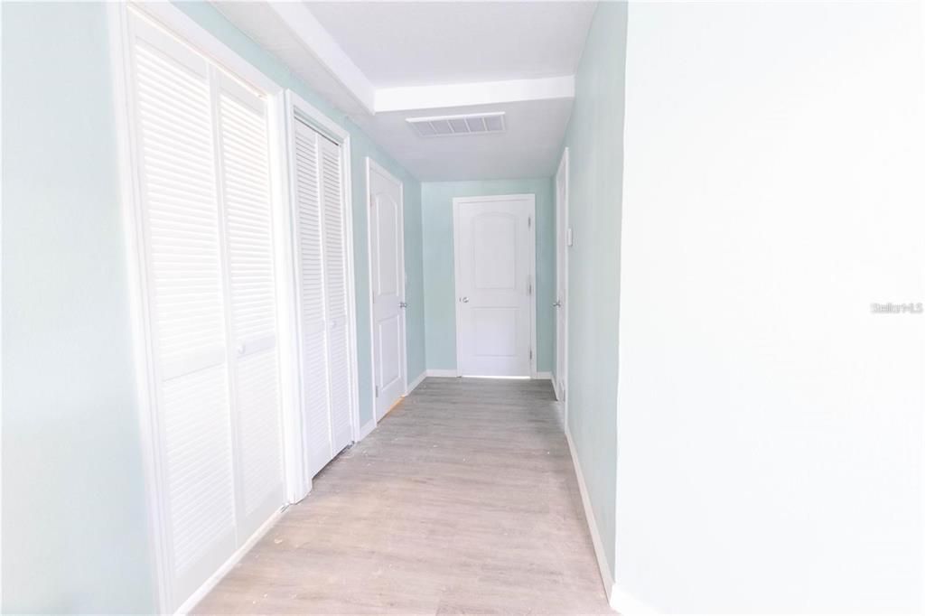 На продажу: $384,500 (3 спален, 0 ванн, 1316 Квадратных фут)