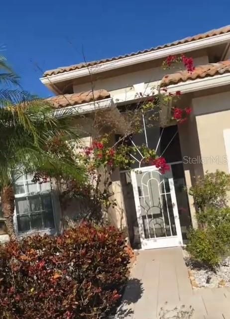 Recently Sold: $482,000 (3 beds, 2 baths, 1879 Square Feet)