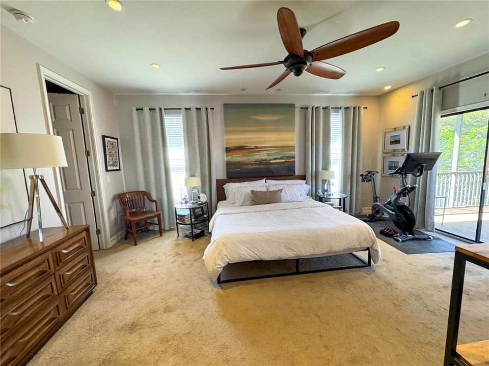 For Sale: $525,000 (4 beds, 2 baths, 3079 Square Feet)