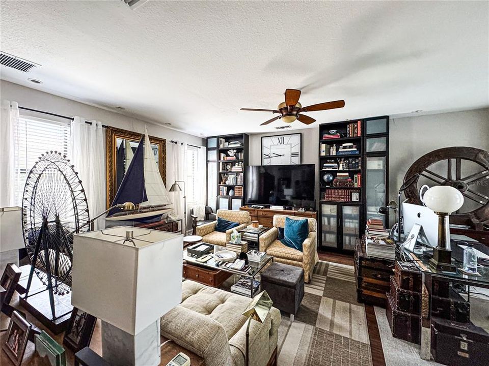 For Sale: $525,000 (4 beds, 2 baths, 3079 Square Feet)