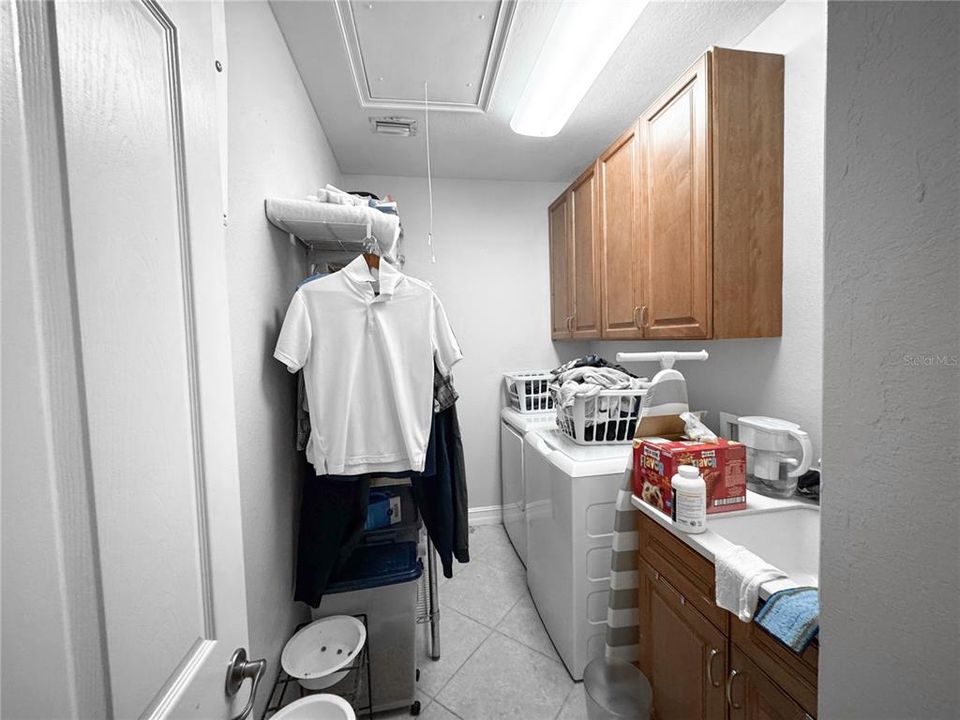 For Sale: $525,000 (4 beds, 2 baths, 3079 Square Feet)