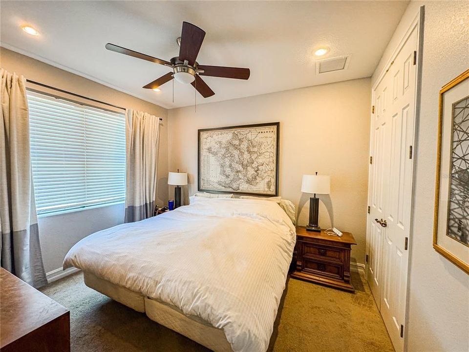 For Sale: $525,000 (4 beds, 2 baths, 3079 Square Feet)