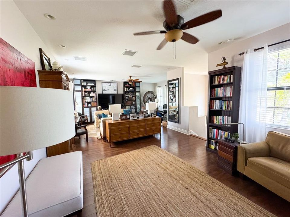 For Sale: $525,000 (4 beds, 2 baths, 3079 Square Feet)