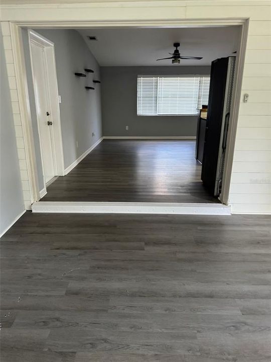 Под контрактом: $330,000 (3 спален, 1 ванн, 1332 Квадратных фут)