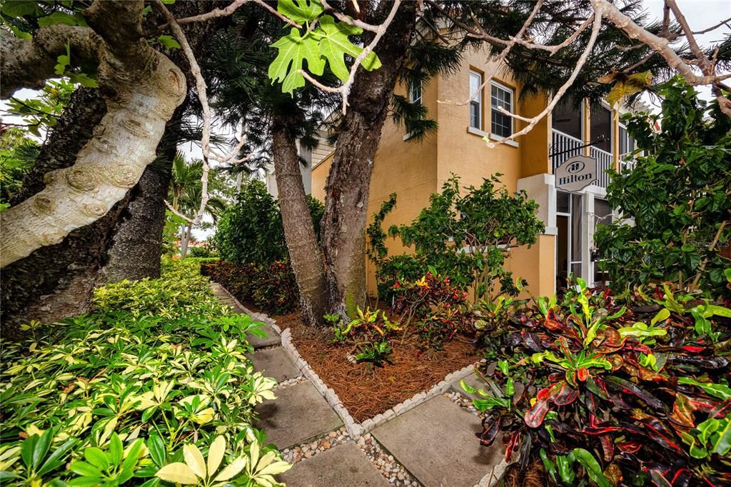 Activo con contrato: $700,000 (3 camas, 2 baños, 1650 Pies cuadrados)