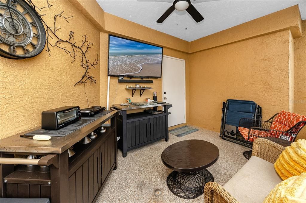 Activo con contrato: $700,000 (3 camas, 2 baños, 1650 Pies cuadrados)