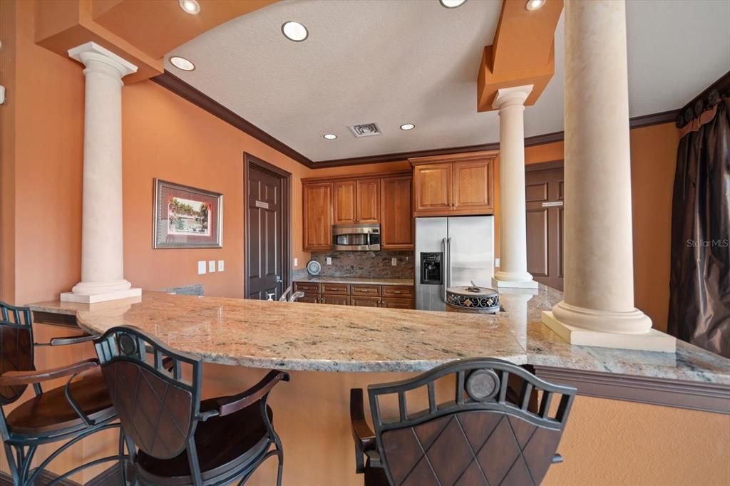 Activo con contrato: $700,000 (3 camas, 2 baños, 1650 Pies cuadrados)