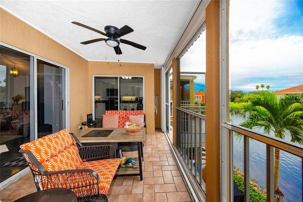 Activo con contrato: $700,000 (3 camas, 2 baños, 1650 Pies cuadrados)