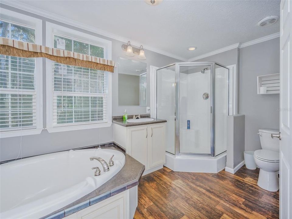 En Venta: $850,000 (5 camas, 3 baños, 2997 Pies cuadrados)