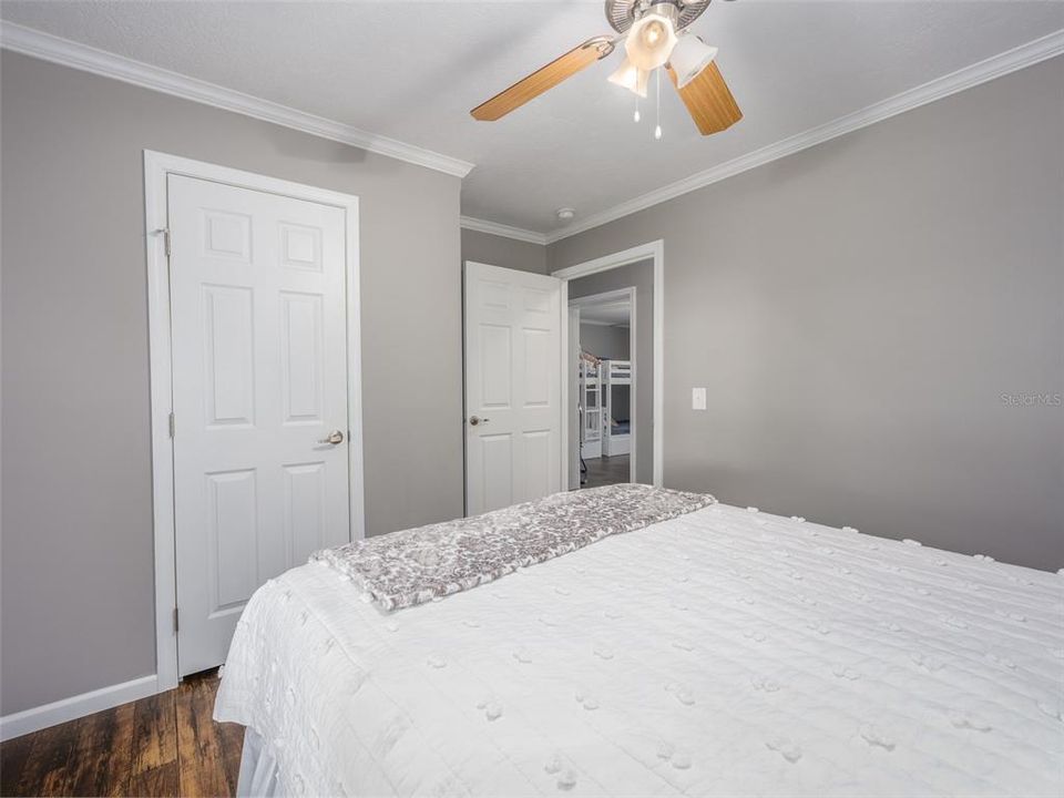 En Venta: $850,000 (5 camas, 3 baños, 2997 Pies cuadrados)