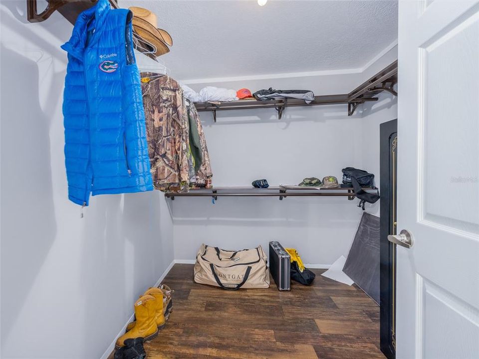 En Venta: $850,000 (5 camas, 3 baños, 2997 Pies cuadrados)