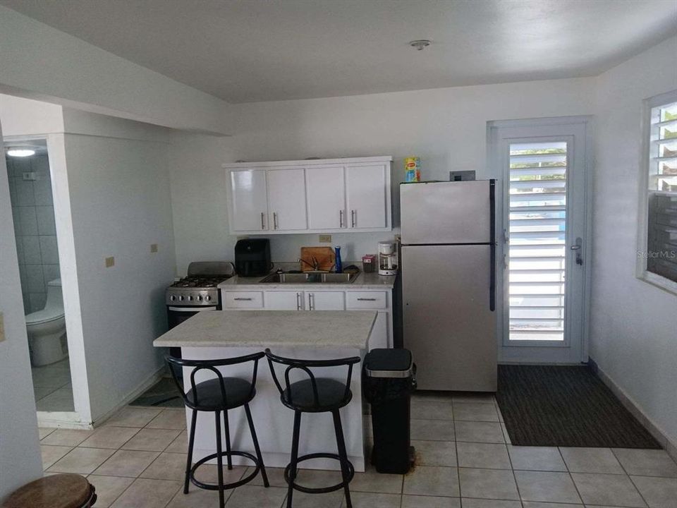 На продажу: $978,000 (4 спален, 3 ванн, 1548 Квадратных фут)