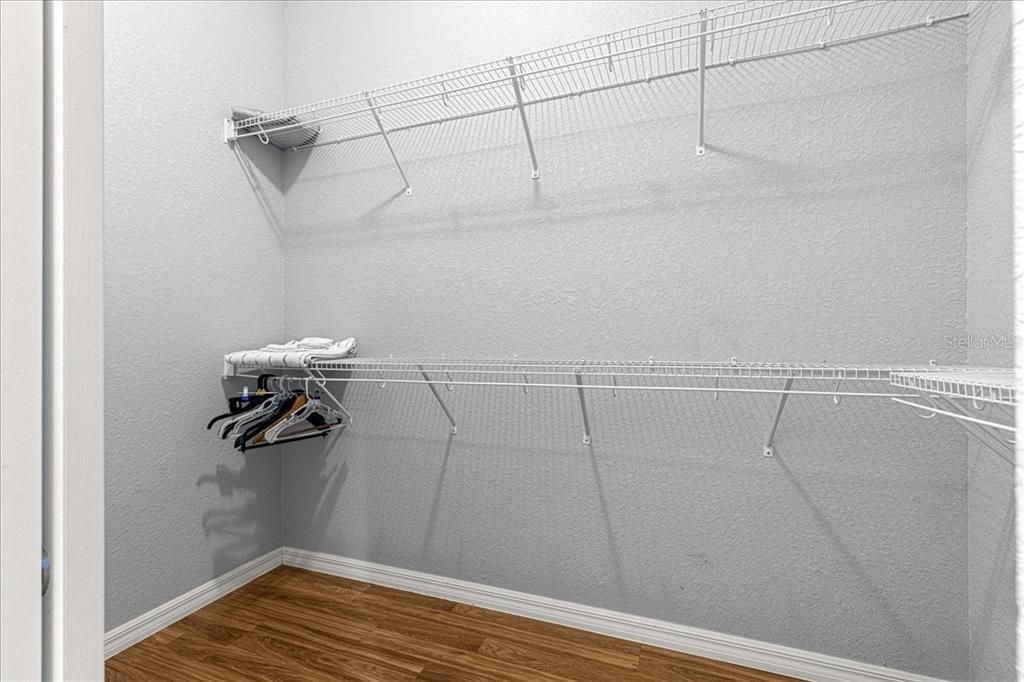 En Venta: $1,200,000 (3 camas, 2 baños, 2846 Pies cuadrados)