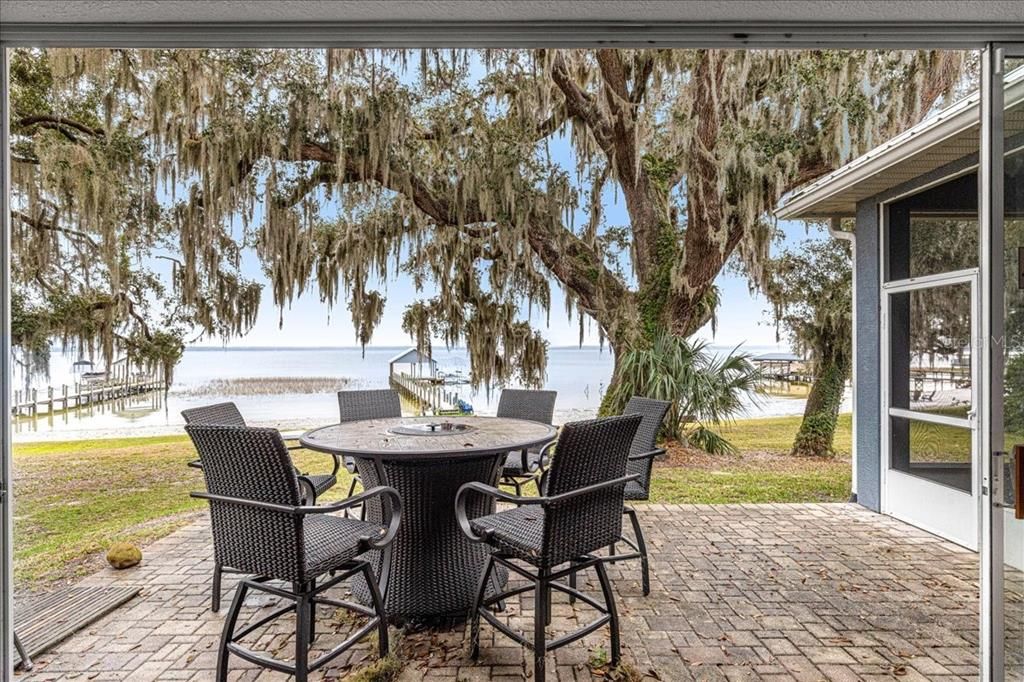 En Venta: $1,200,000 (3 camas, 2 baños, 2846 Pies cuadrados)