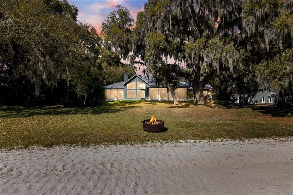 En Venta: $1,200,000 (3 camas, 2 baños, 2846 Pies cuadrados)