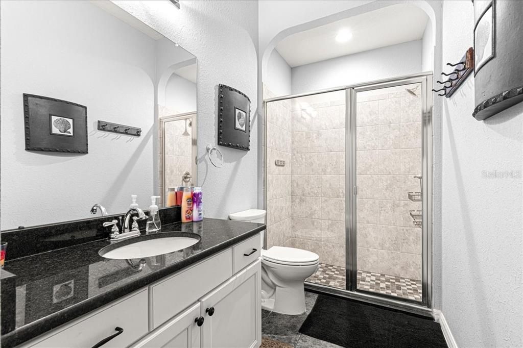 En Venta: $1,200,000 (3 camas, 2 baños, 2846 Pies cuadrados)