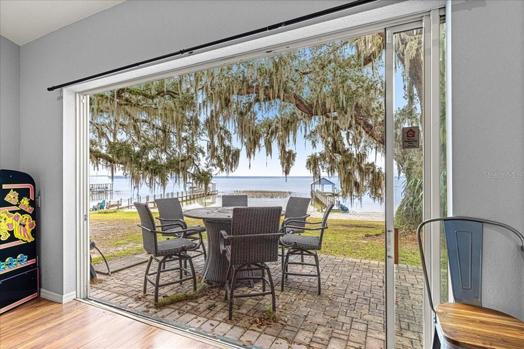 En Venta: $1,200,000 (3 camas, 2 baños, 2846 Pies cuadrados)