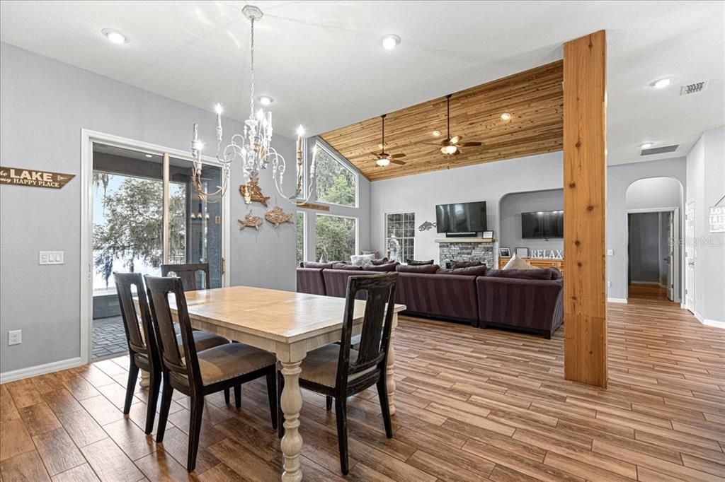 En Venta: $1,200,000 (3 camas, 2 baños, 2846 Pies cuadrados)