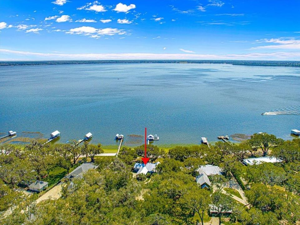 En Venta: $1,200,000 (3 camas, 2 baños, 2846 Pies cuadrados)